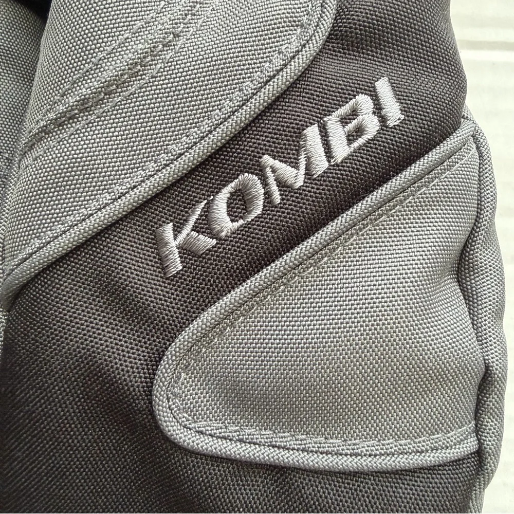 Kombi snow winter