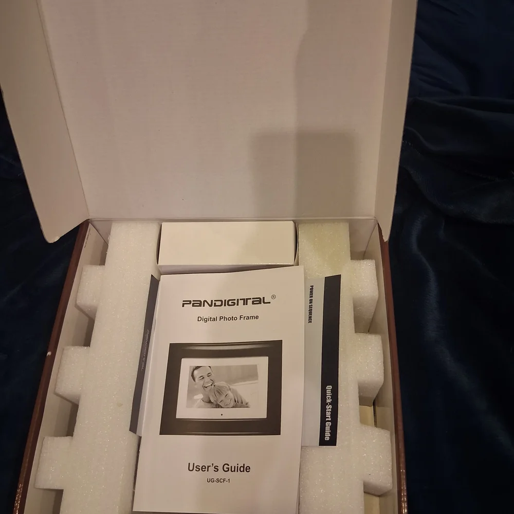 Pandigital 6-Inch LCD Digital Photo Frame - Black