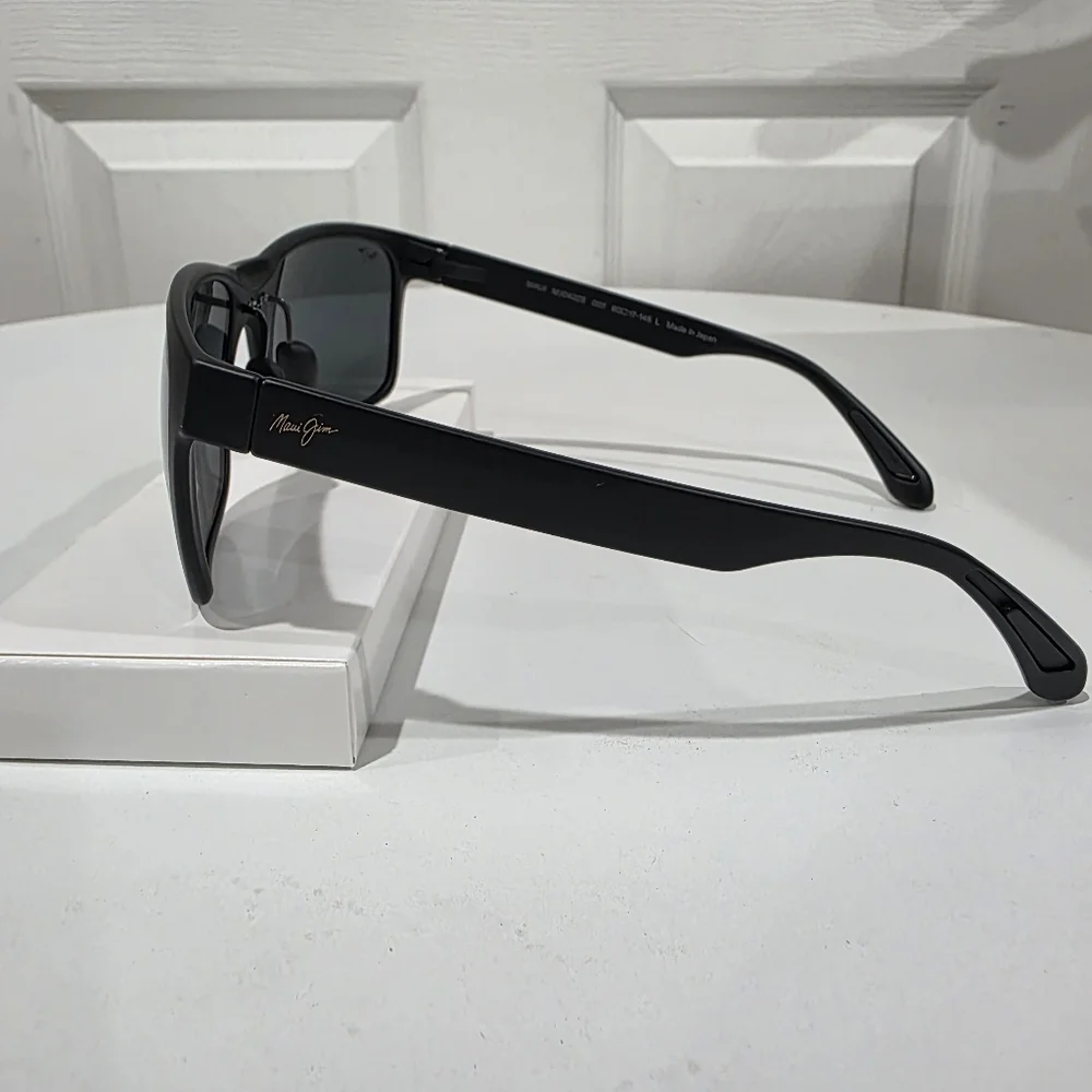 Maui Jim new box