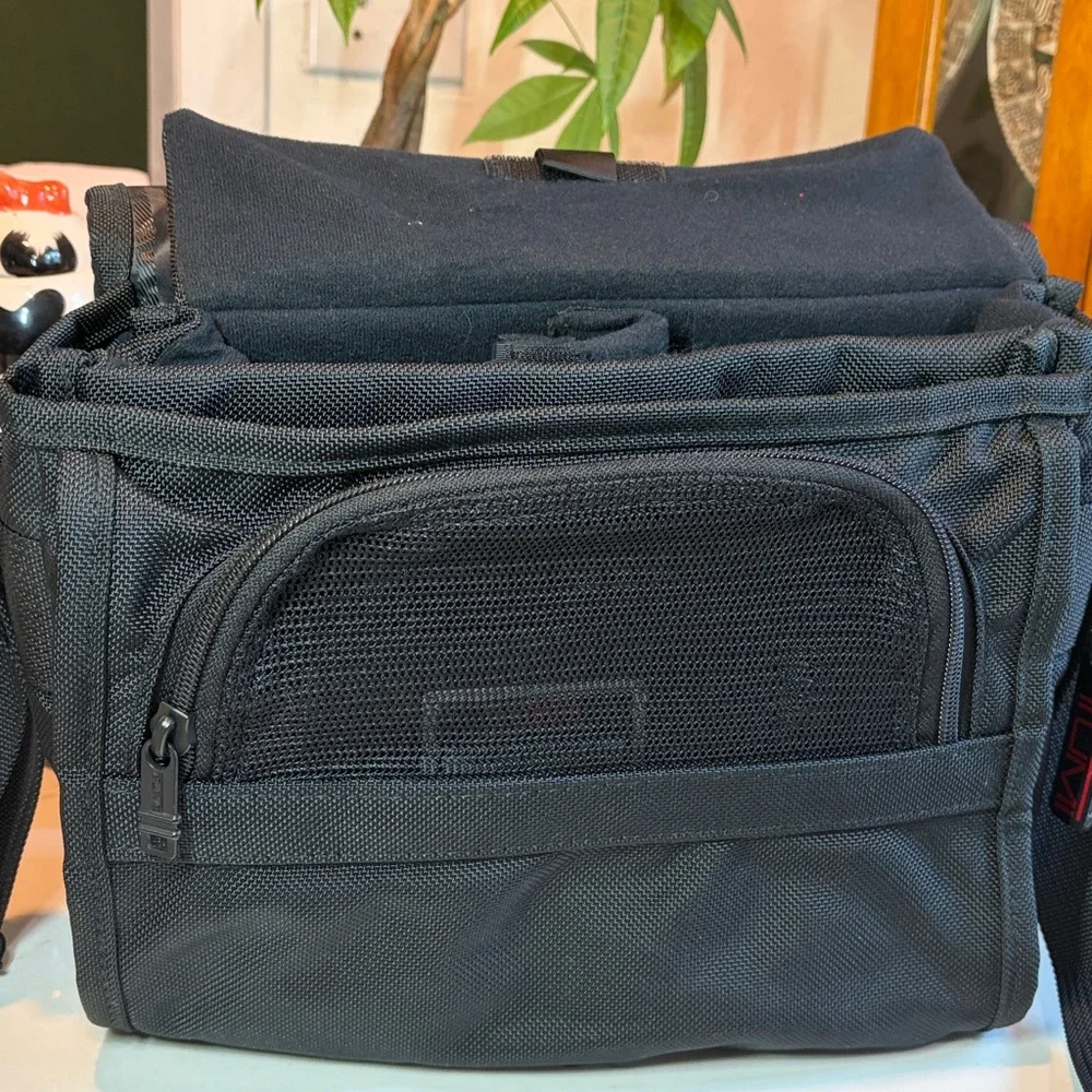 Tumi hardly carried