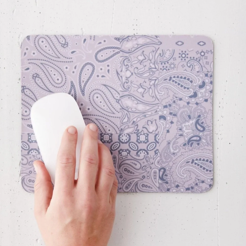 Retro UO Printed Bandanna Mouse Pad