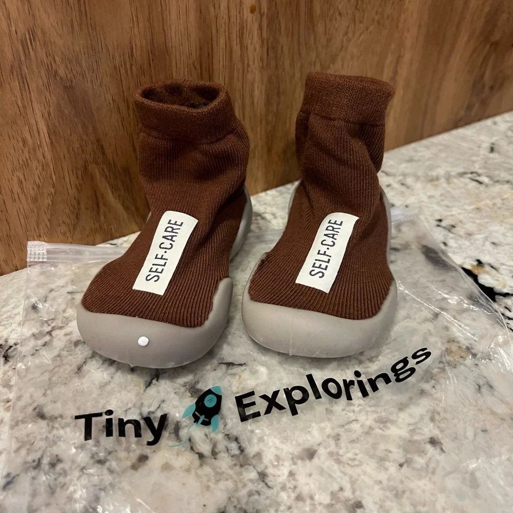 Tiny Explorings Brown Sock Slipper Baby Shoes Slip Resistant EU 18/19