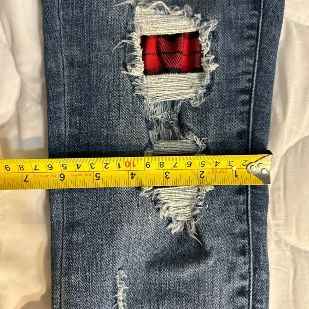 Judy Blue Jeans Size 2 Inseam 28 inches Skinny with 8.5 Blowfish Shoes