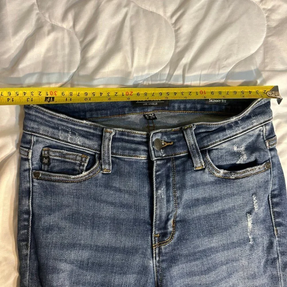 Judy Blue Jeans Size 2 Inseam 28 inches Skinny with 8.5 Blowfish Shoes