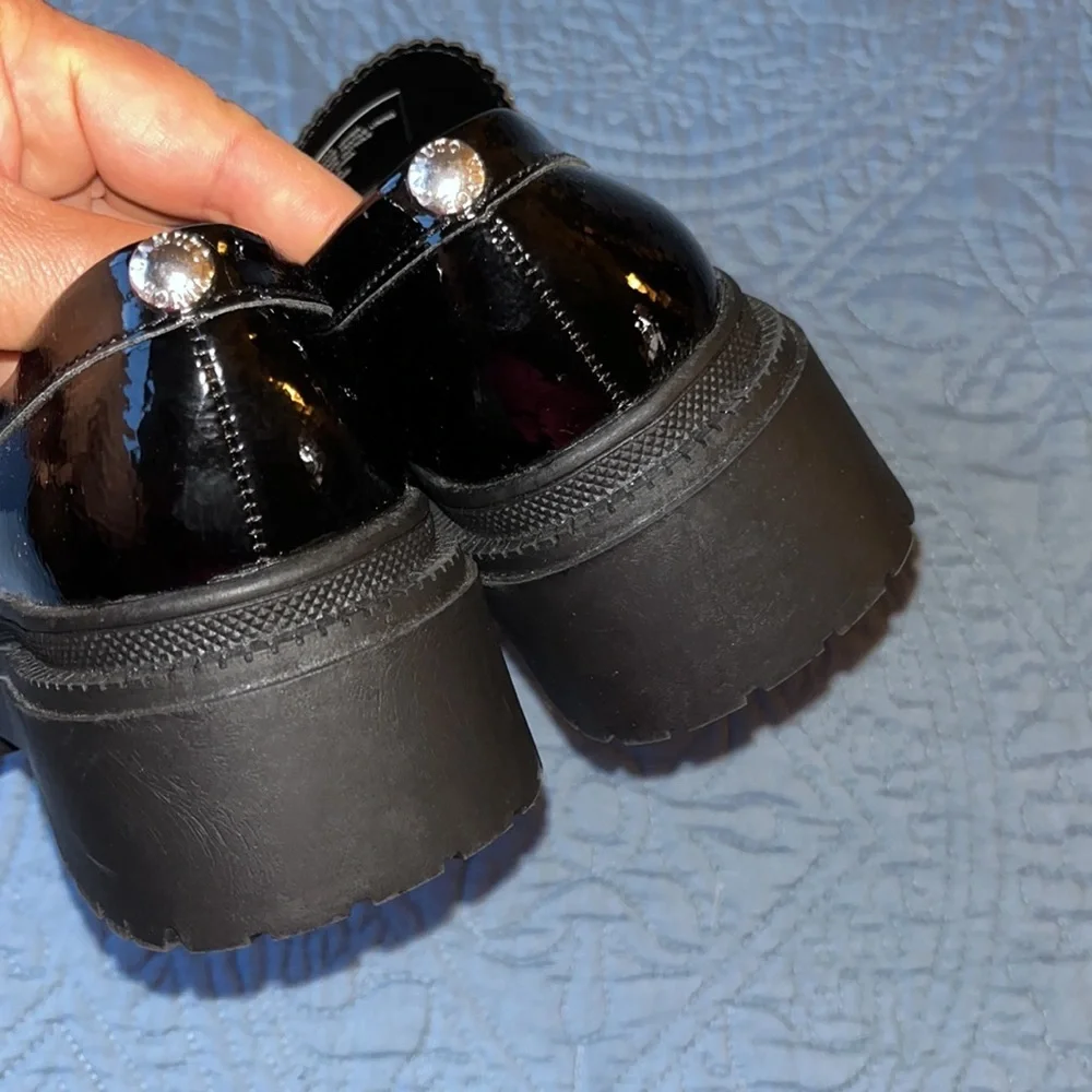 NWOT Vince‎ Camuto Dakota Loafer - Kids'