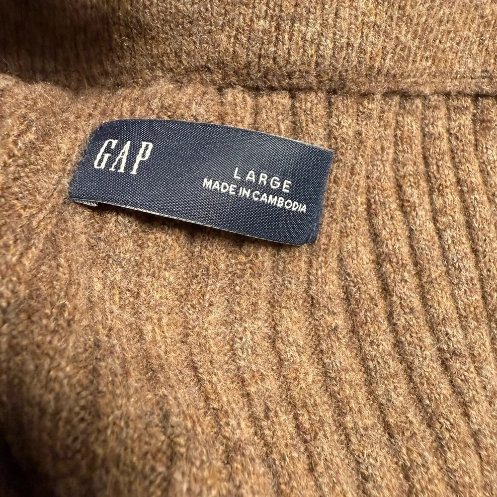 GAP waist pull