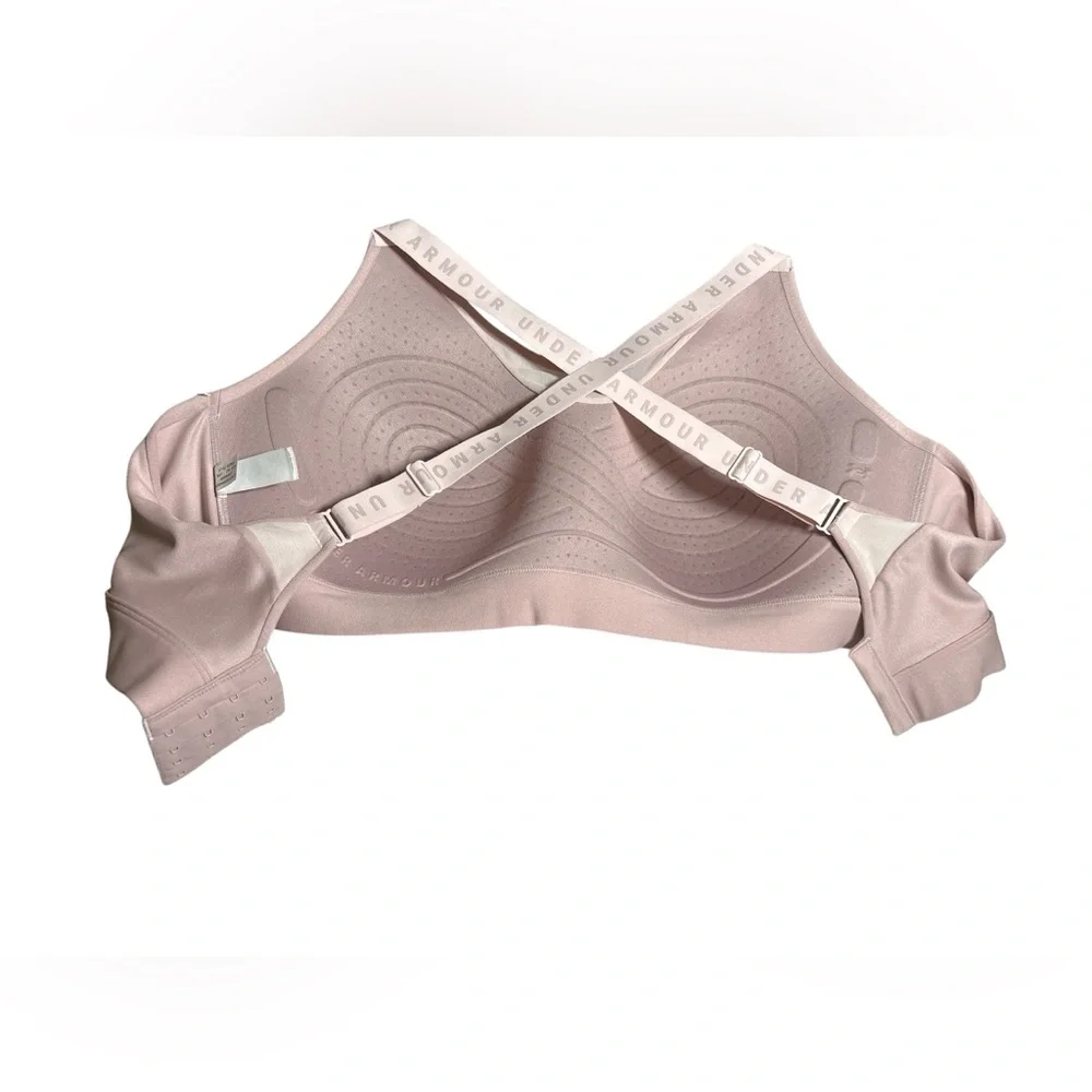 Under Armour Women's Light Pink Breathable Sports Bra,Size 2X,Made in Vietnam