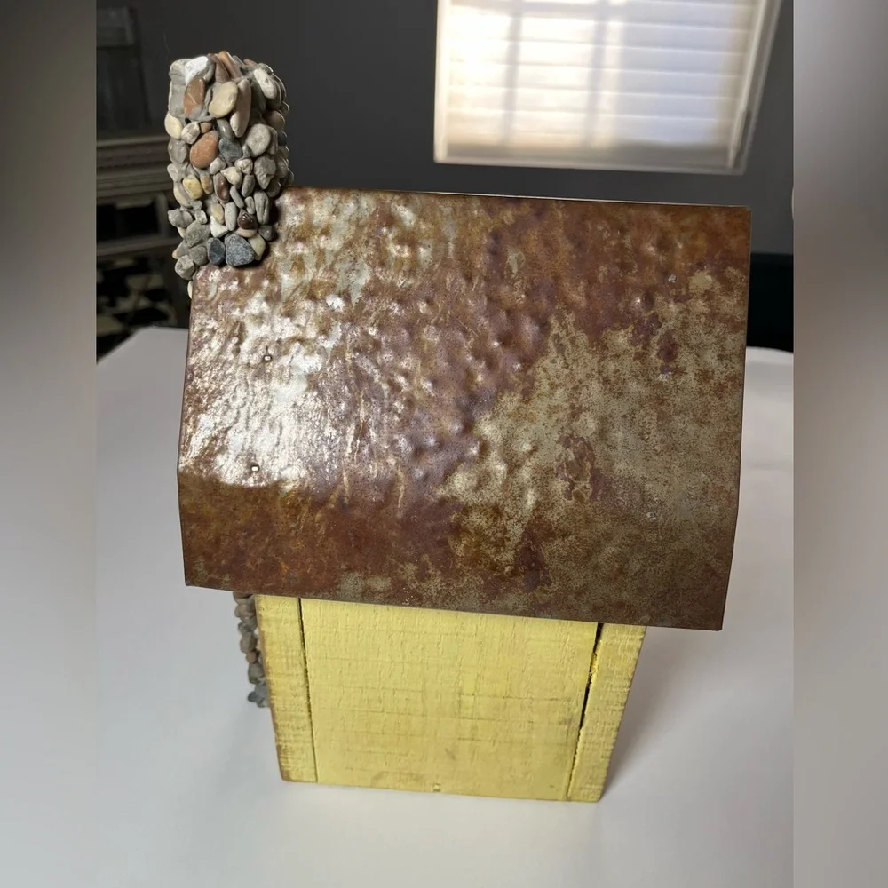NWT crate & barrel stone chimney birdhouse. Great yellow wood & metal birdhouse