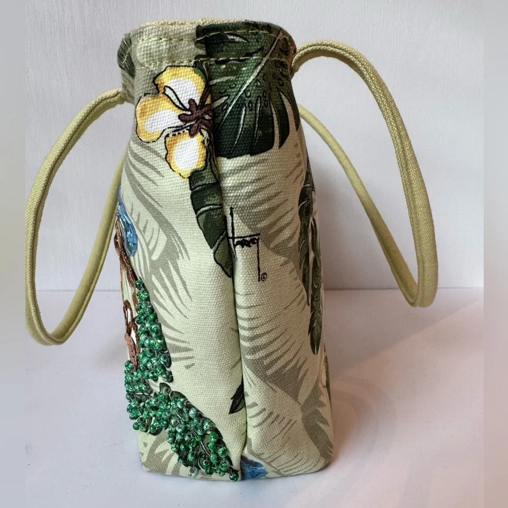 canvas shoulder