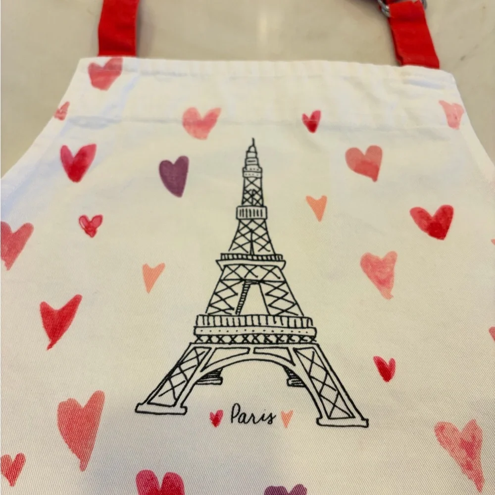💕Sur la Table Kid-sized Apron💕