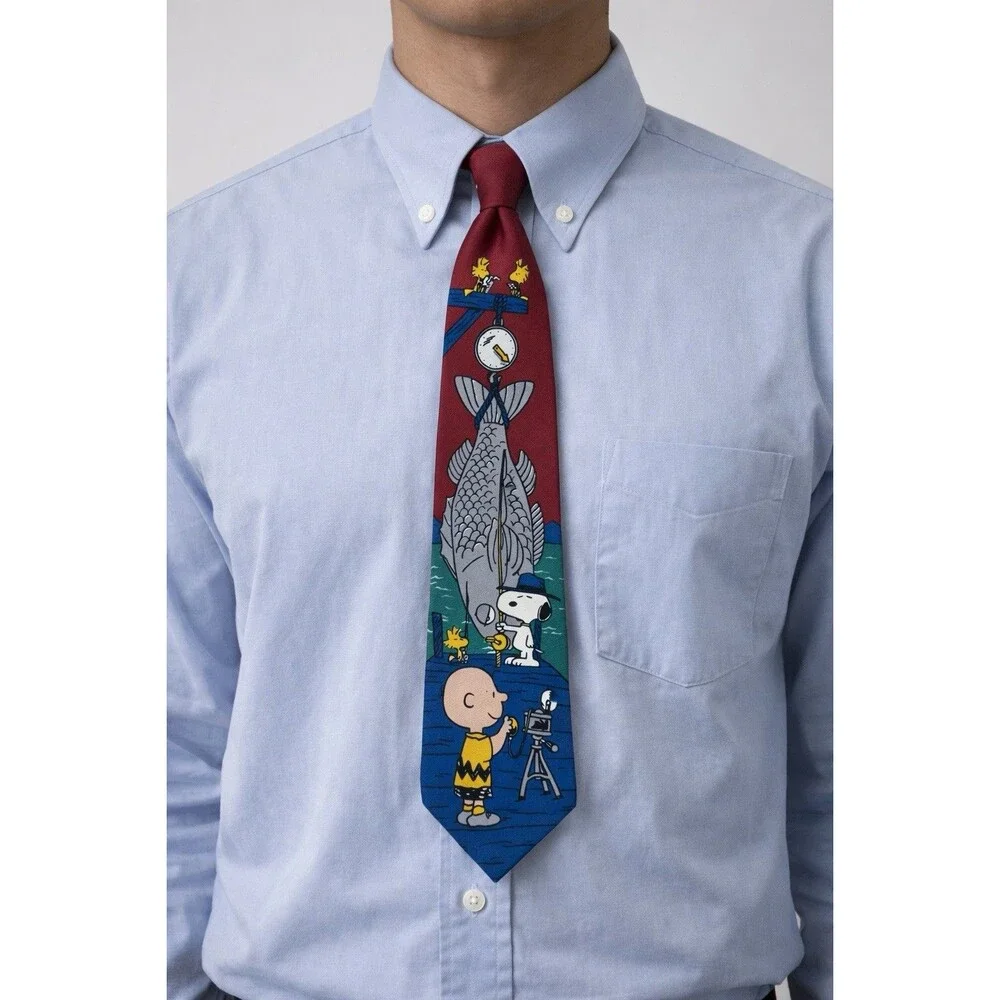 Peanuts Men's 100% Silk Necktie Worlds Greatest Fisherman Snoopy Charlie Brown