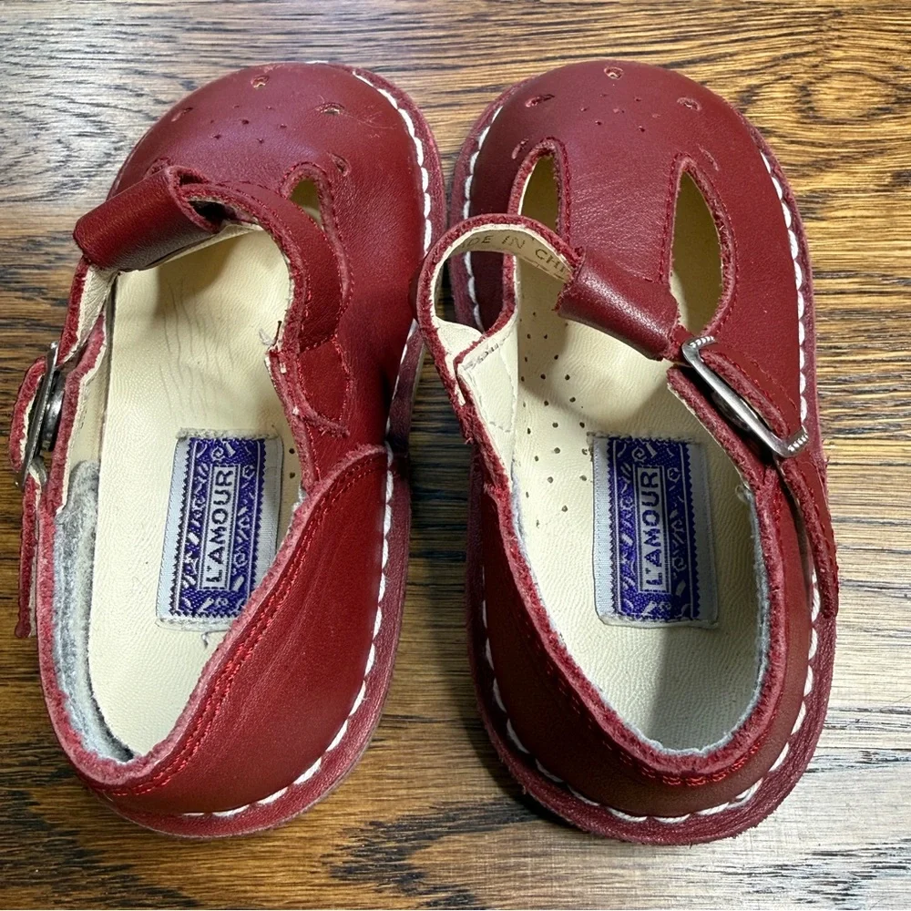 L'Amour Girls Joy Red Leather T-Strap Mary Kanes Kids Dress Shoes 8-9