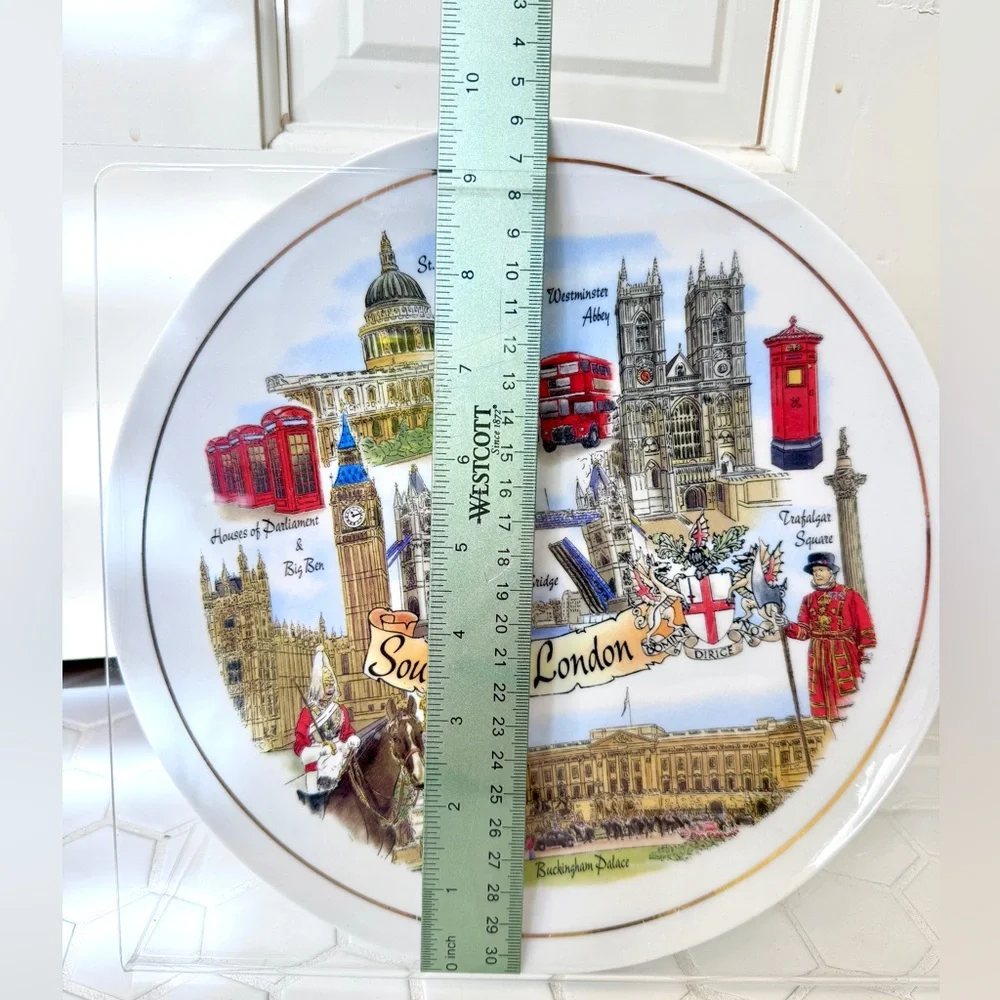 London Souvenir Decorative Plate