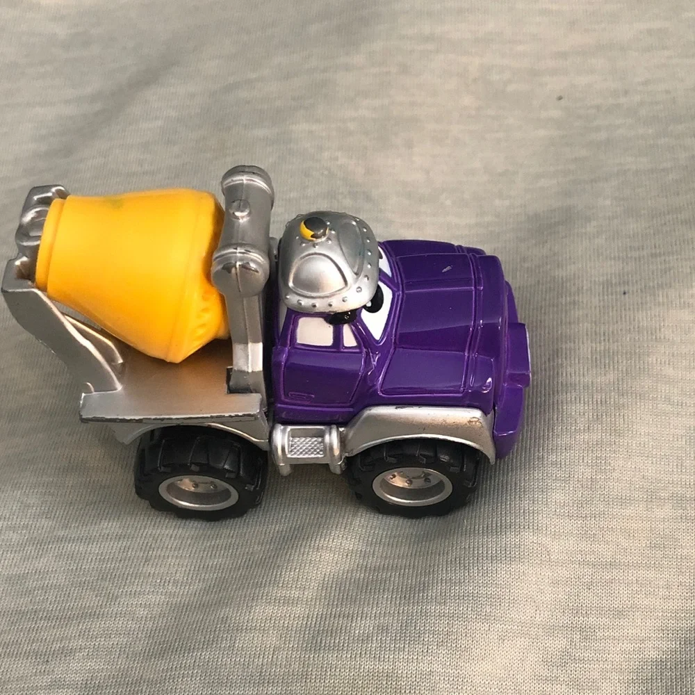 Tonka Toys Chuck the Cement Truck