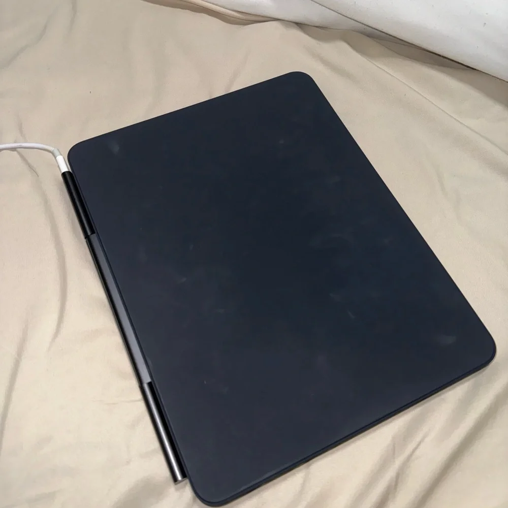 Apple sleek tablet