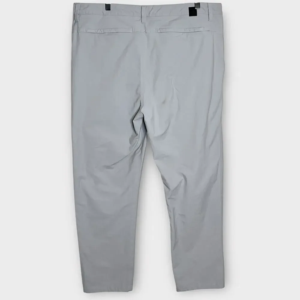 VUORI cotton blend gray golf chino men’s size 36 Style V467