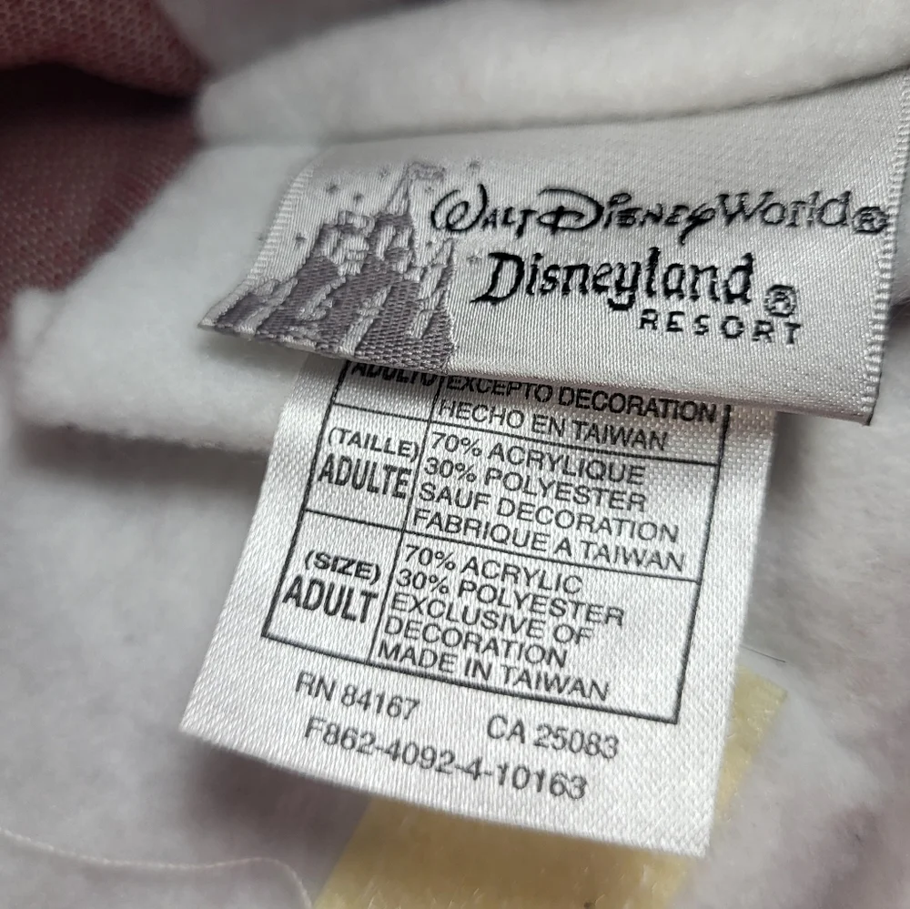 Disney cuff plush santa