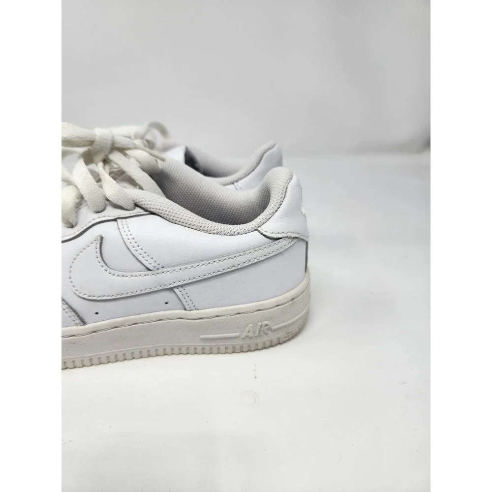 Nike scuffs some