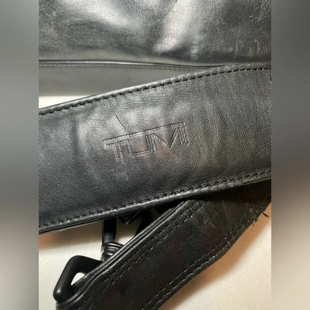 Tumi sleek stylish