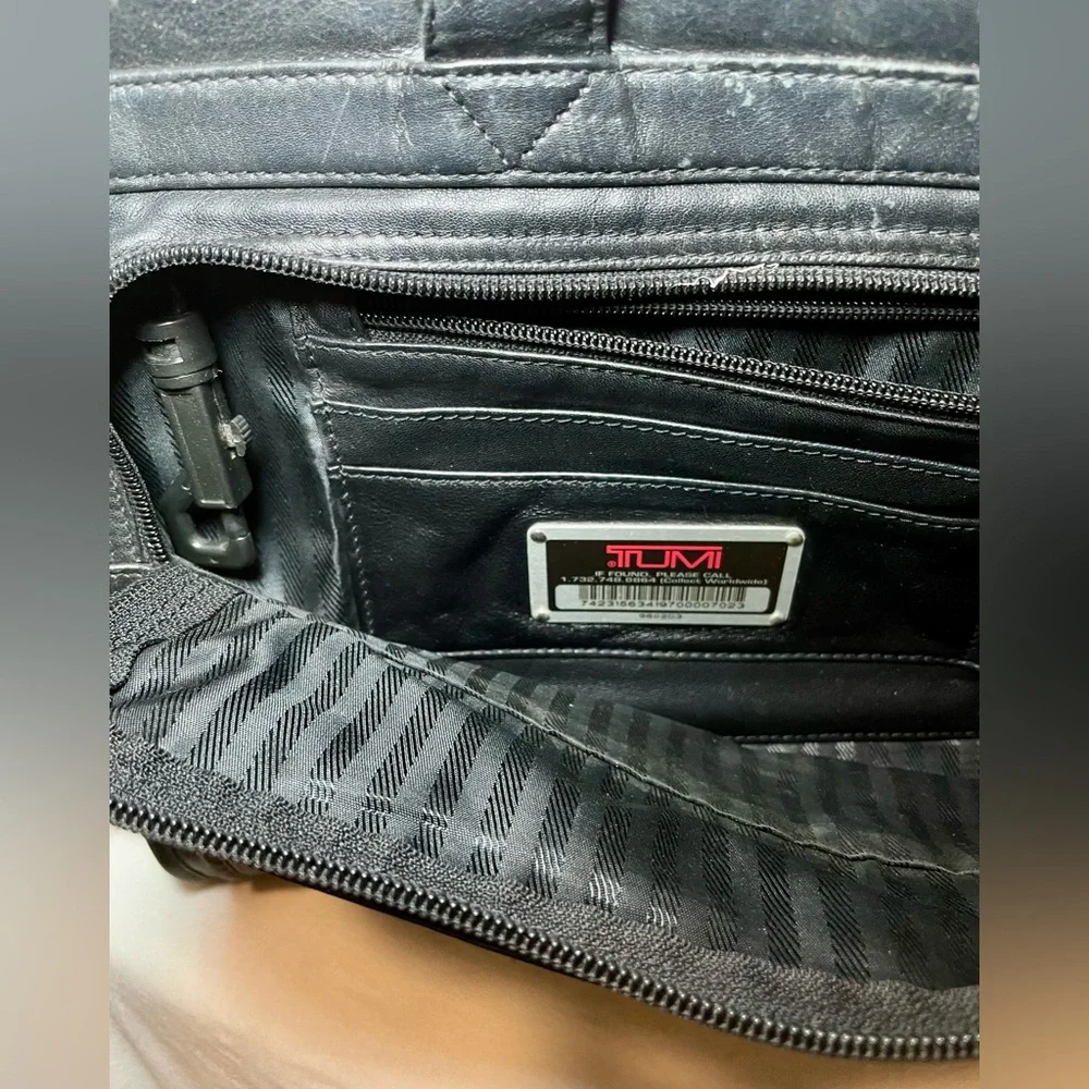 Tumi sleek stylish