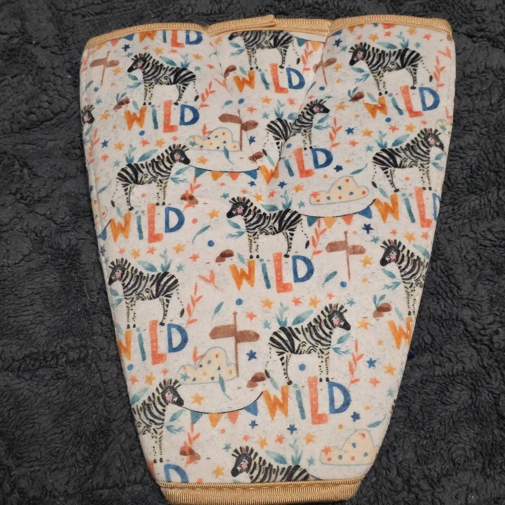 Zebra Wild Kids Car Seat / Seat Belt Pad
