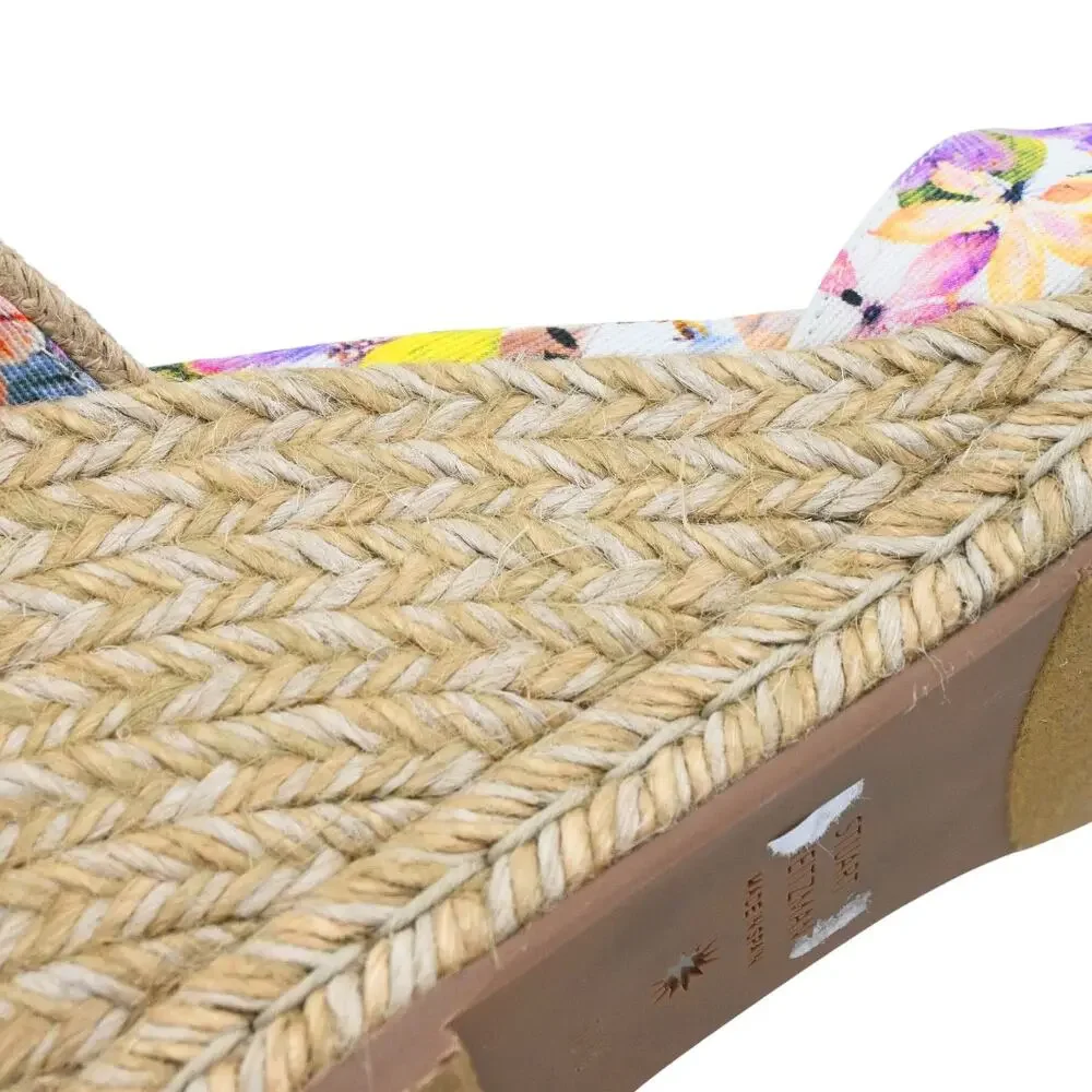 Stuart Weitzman Marguerita Multicolor Floral Ankle Tie Espadrille Wedges Sz 10.5