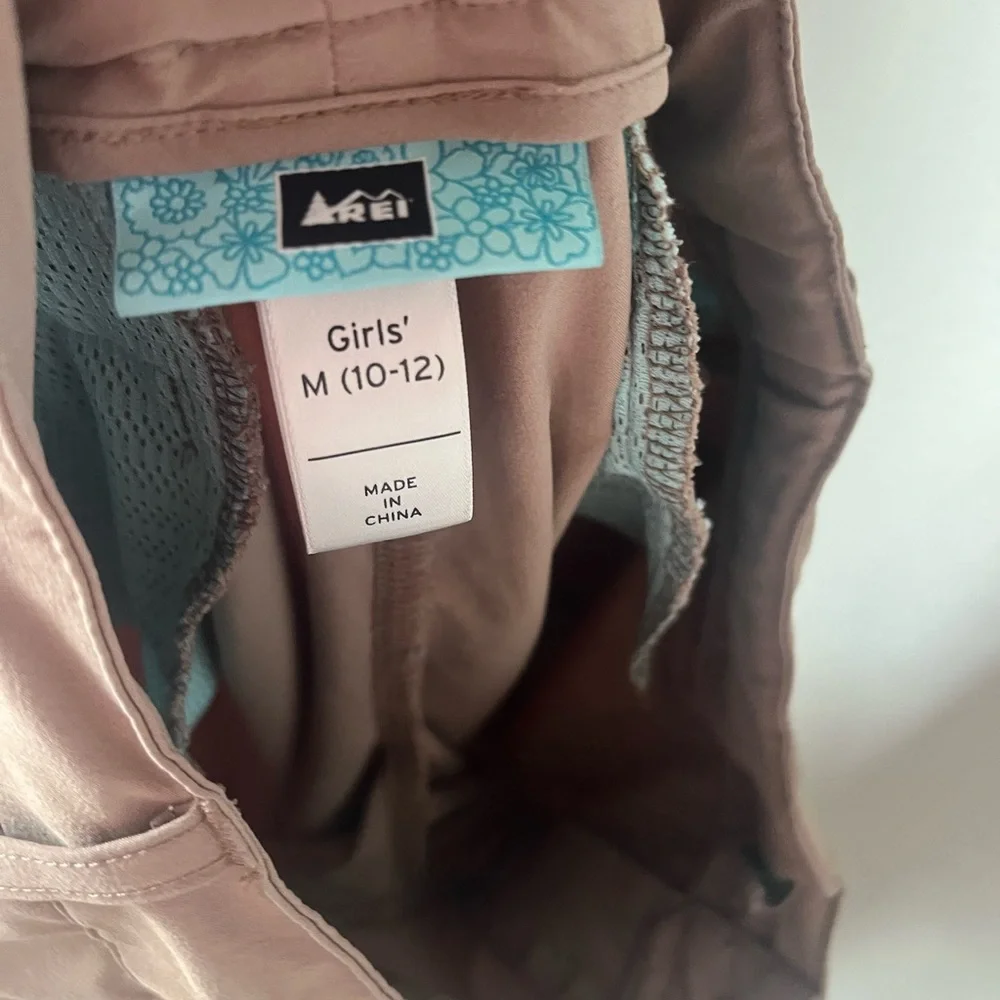 REI Girls’ Savanna Roll Up Outdoor Cargo Pants