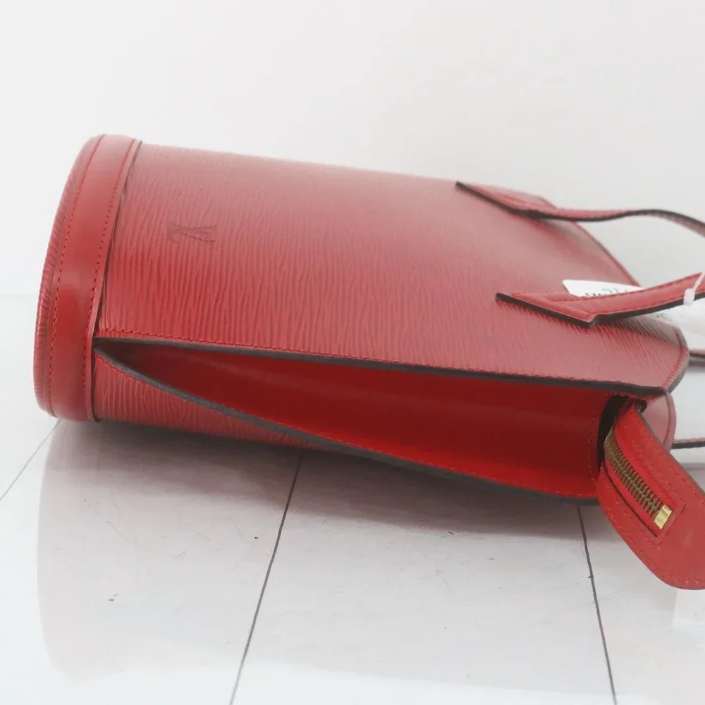 Louis Vuitton preowned excellent