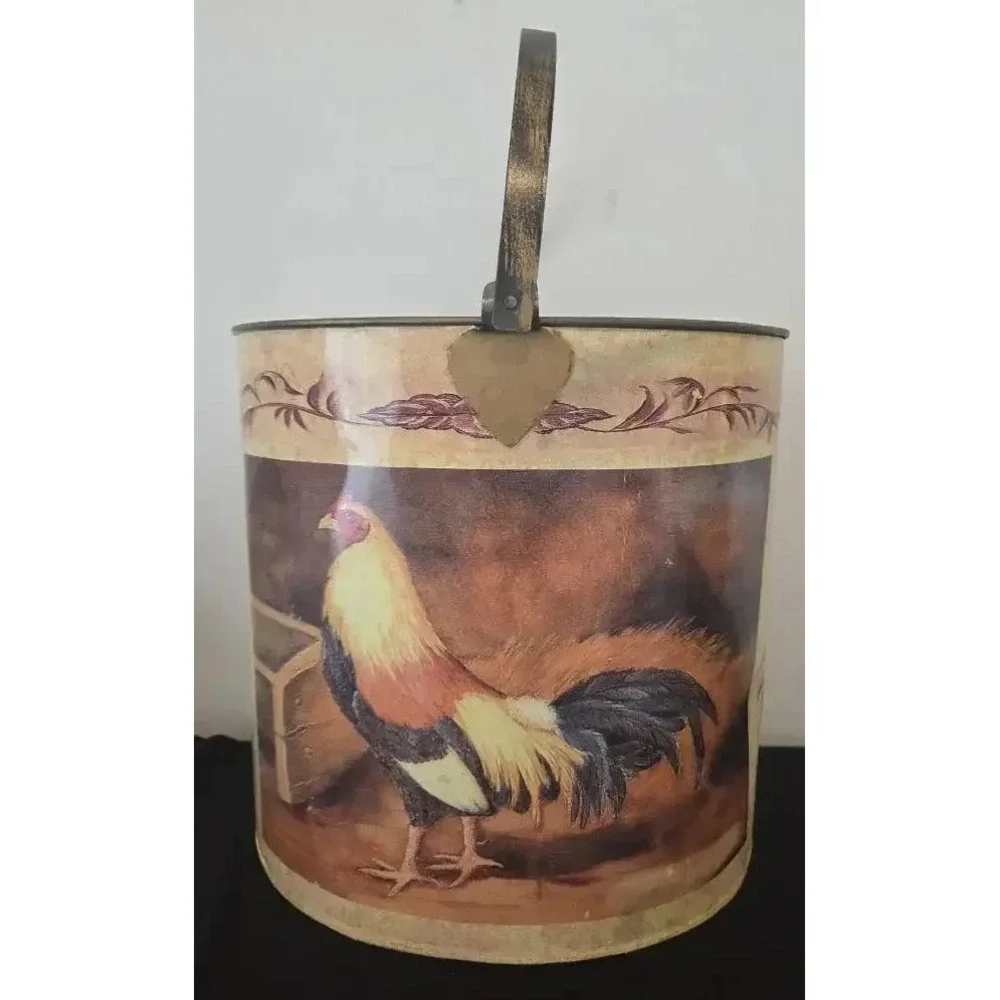 N/A rooster décor
