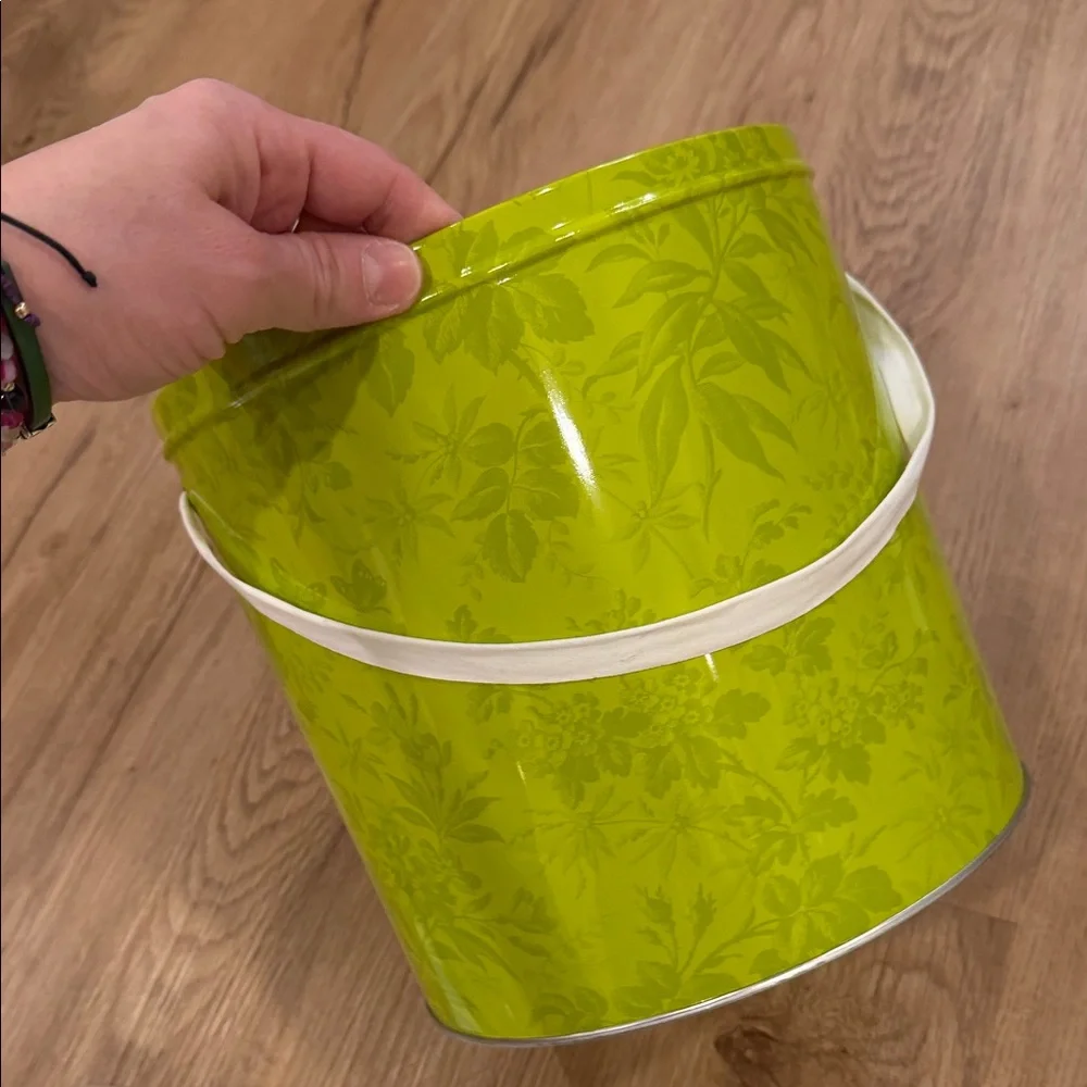 Gucci stylish storage