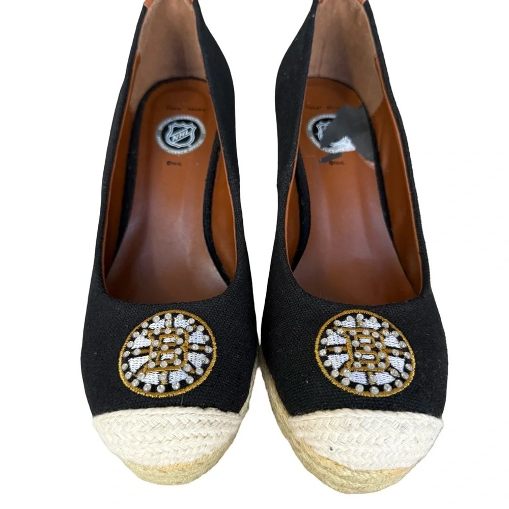 Cuce officially licensed NHL Boston Bruins ‘The Groupie Sandal’ wedges Size 7