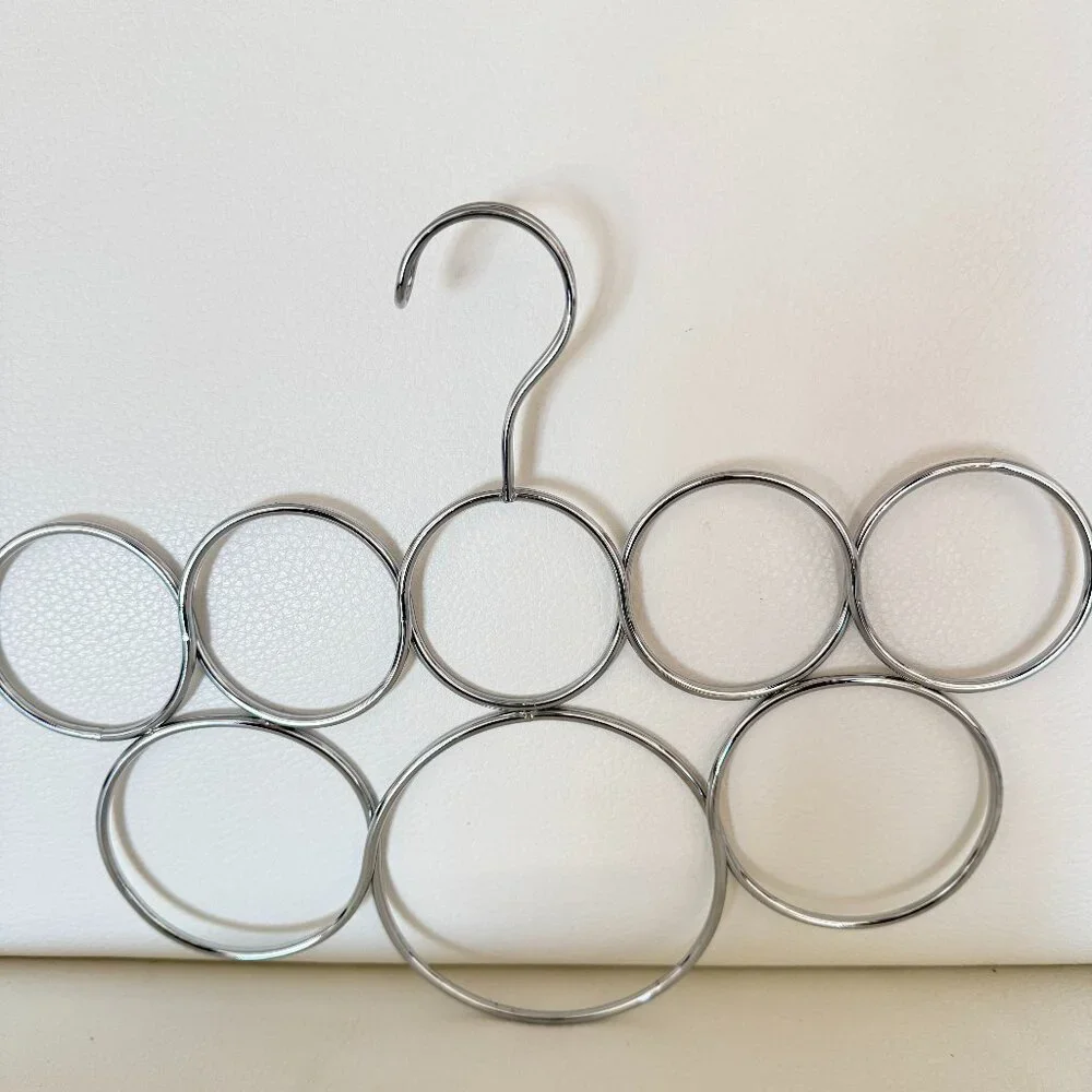Metal Scarf Hanger Organizer Closet Storage Holder Rack 8 Rings Silver Ton