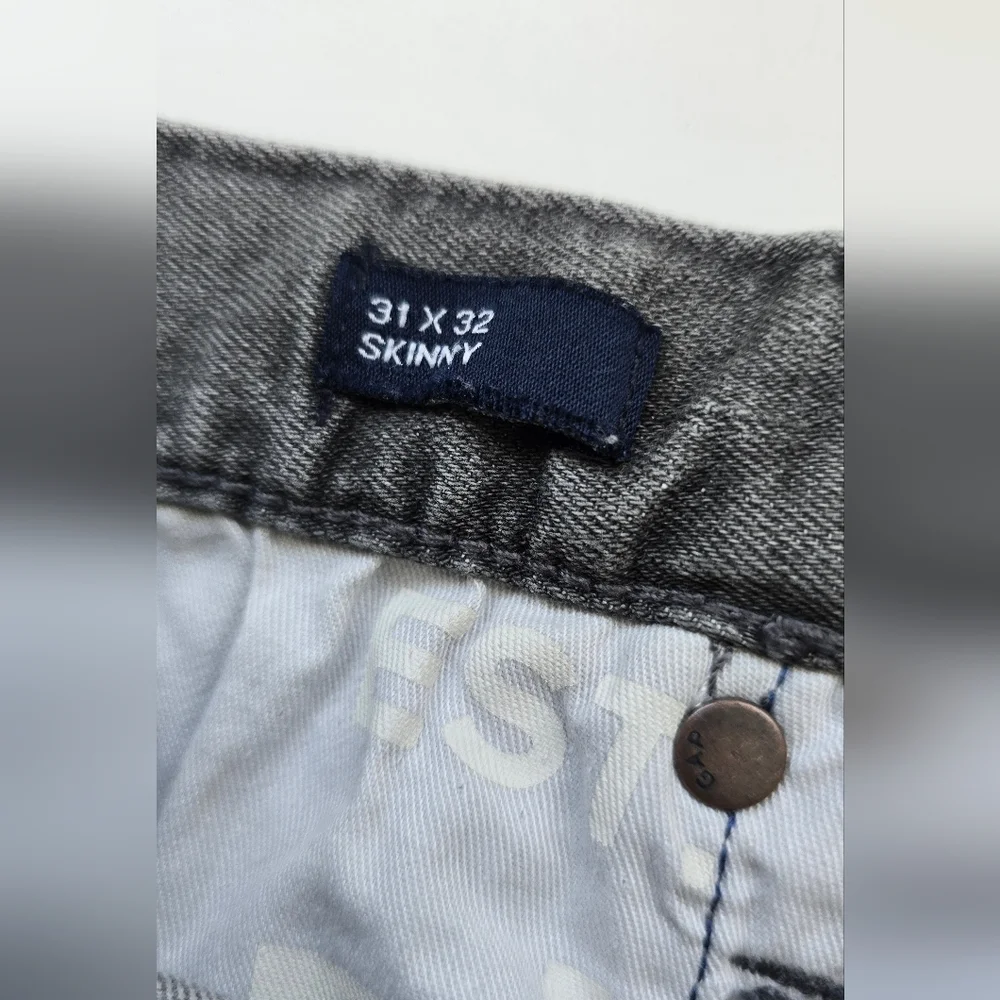 GAP stylish versatile