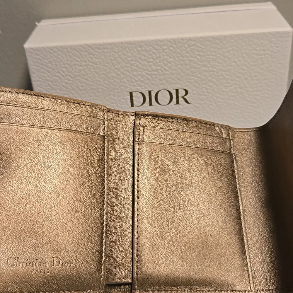 Dior chic wallet