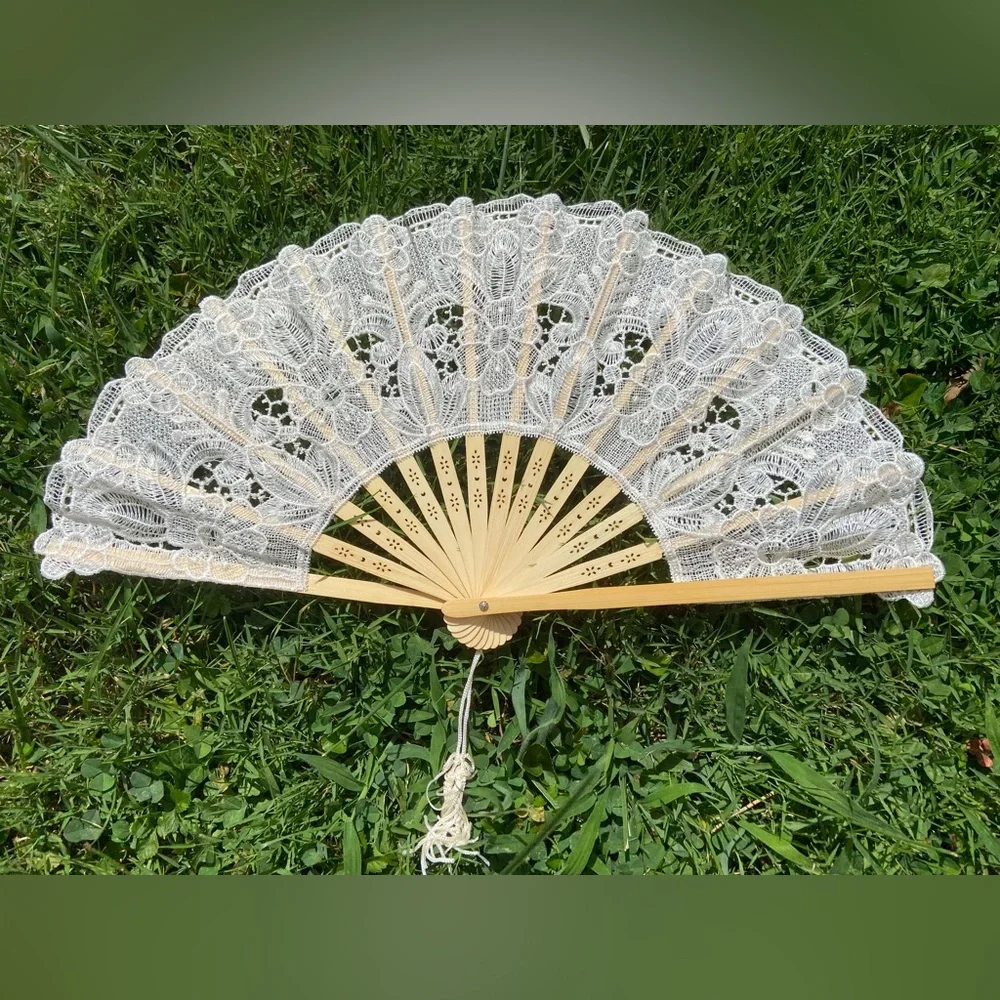 Ivory Lace Fan with Floral Design, Large Beige Lace Fan for Wedding Ceremony