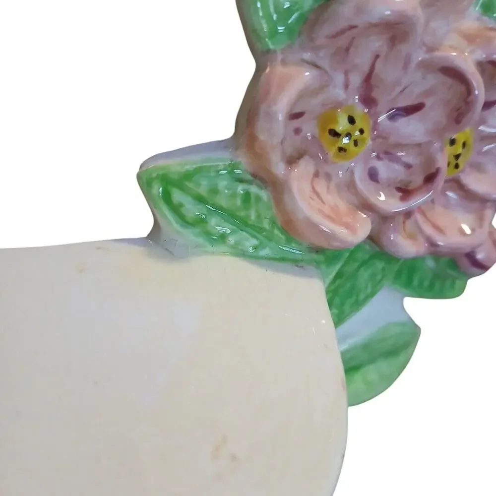 Vtg Pink Bouquet of Flowers Green Leaves Bow Ceramic Hanging Wall‎ Shelf Decor