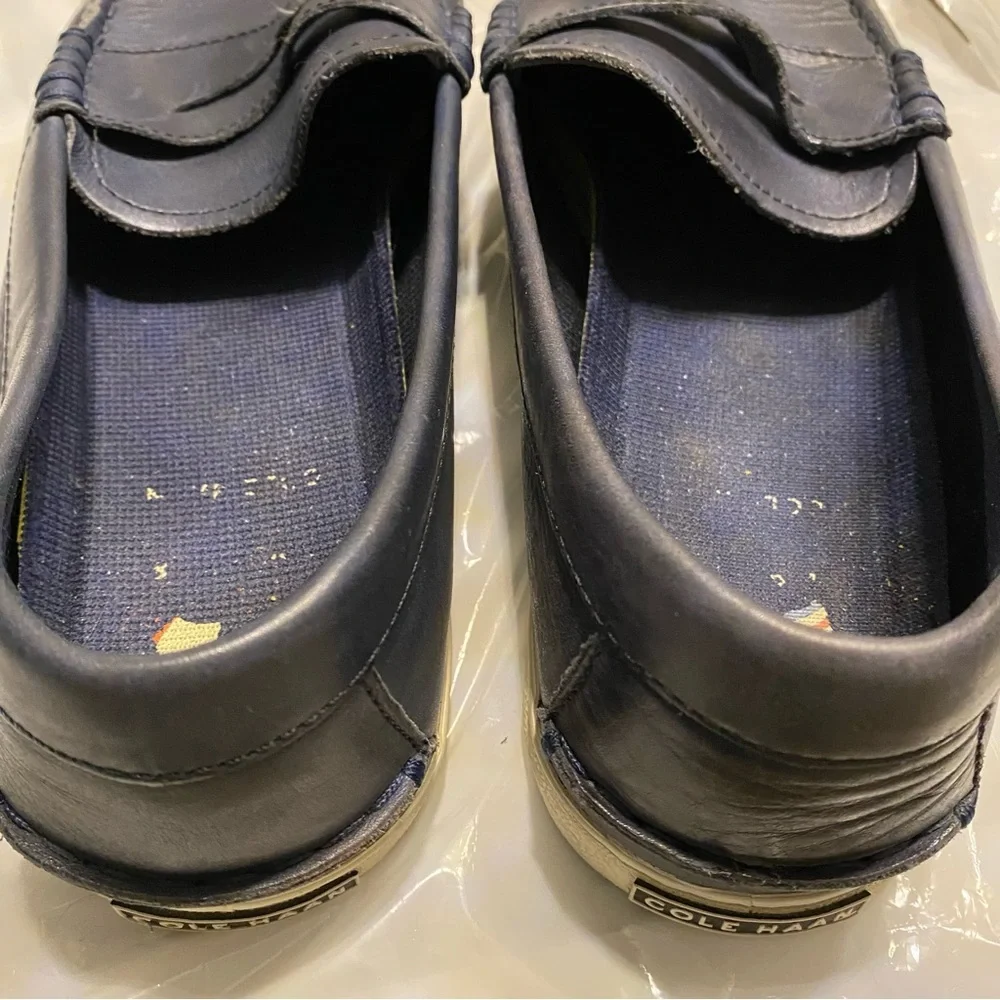Cole Haan Leather Loafers in Navy. SZ 12 M Worn 2X