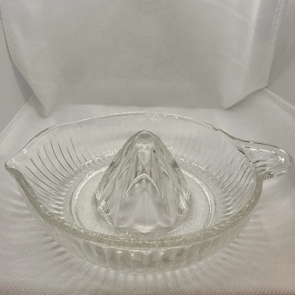 Vintage Ribbed Glass Juicer w/ Textured Base,‎ Thumb Tab Handle, & Pour Spout