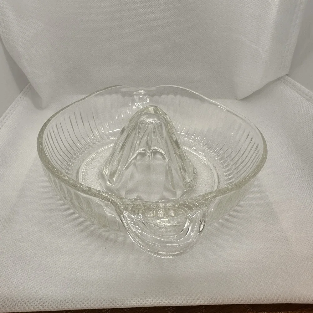 Vintage Ribbed Glass Juicer w/ Textured Base,‎ Thumb Tab Handle, & Pour Spout