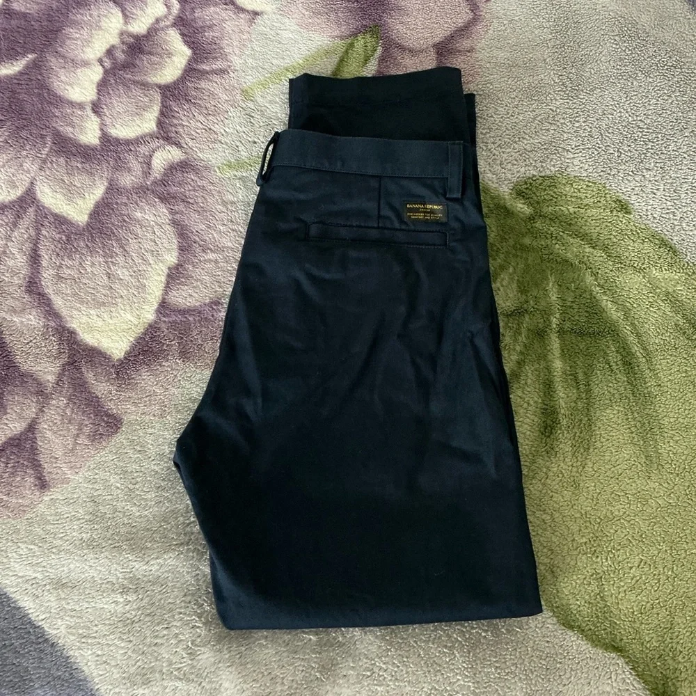 Banana Republic size 33