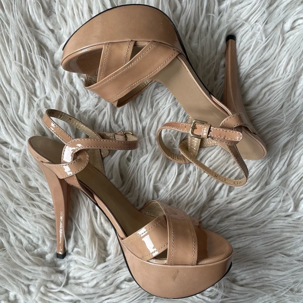 Stuart Weitzman stuart weitzman