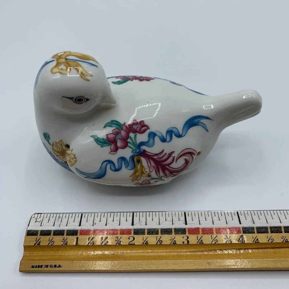 Vintage Elizabeth Arden Porcelain Pigeon Potpourri Holder Palais De Versailles