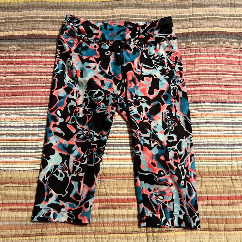 Under Armour Girls 3T Capri Leggings Black Pink Blue Abstract Activewear