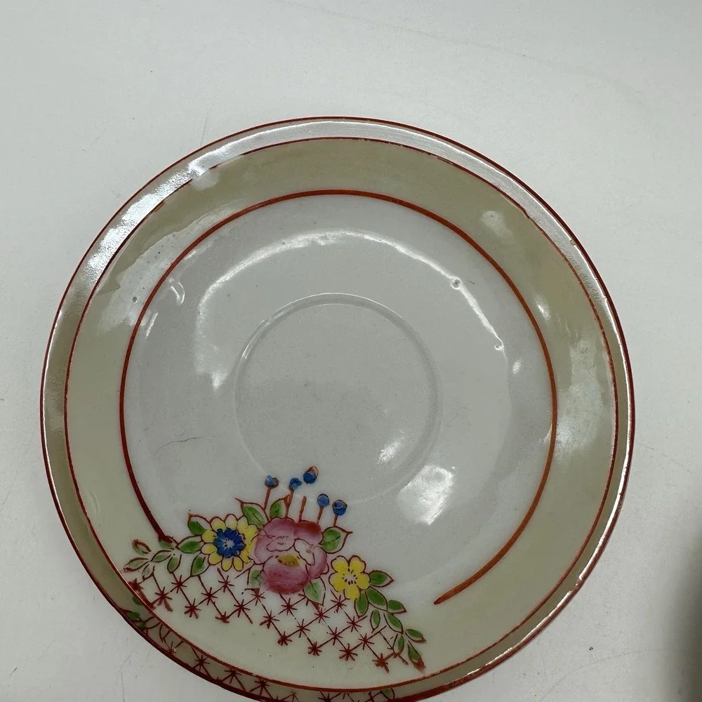 The Unbranded Brand vintage china