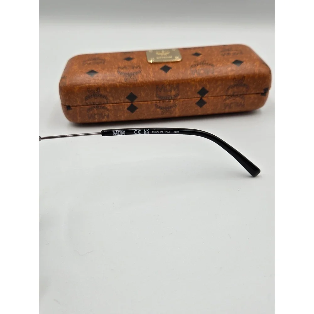 MCM stylish sunglasses
