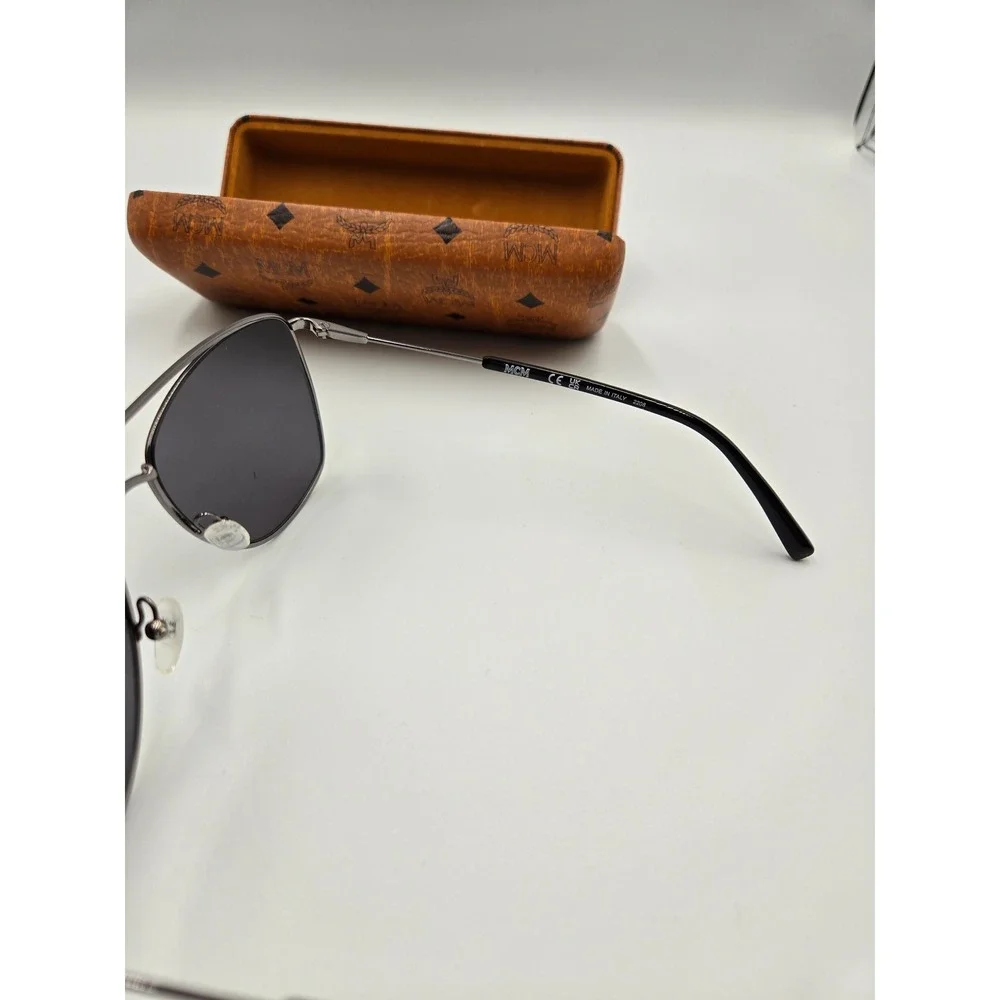 MCM stylish sunglasses