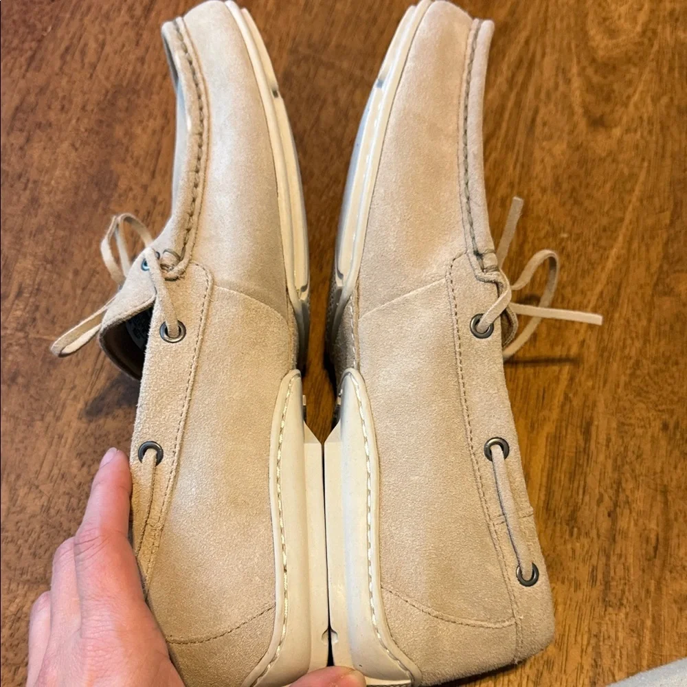 Rockport light gray