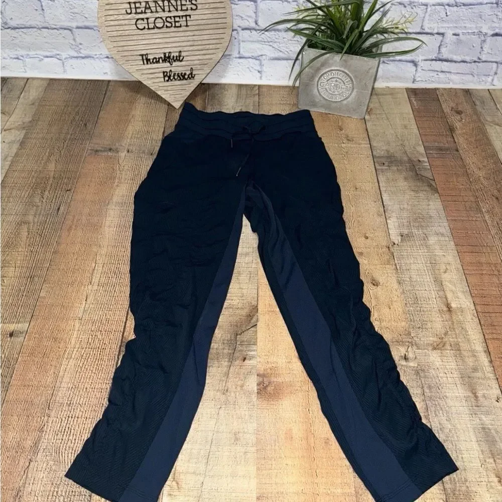 Lululemon Street To Studio Pant II  Size 4