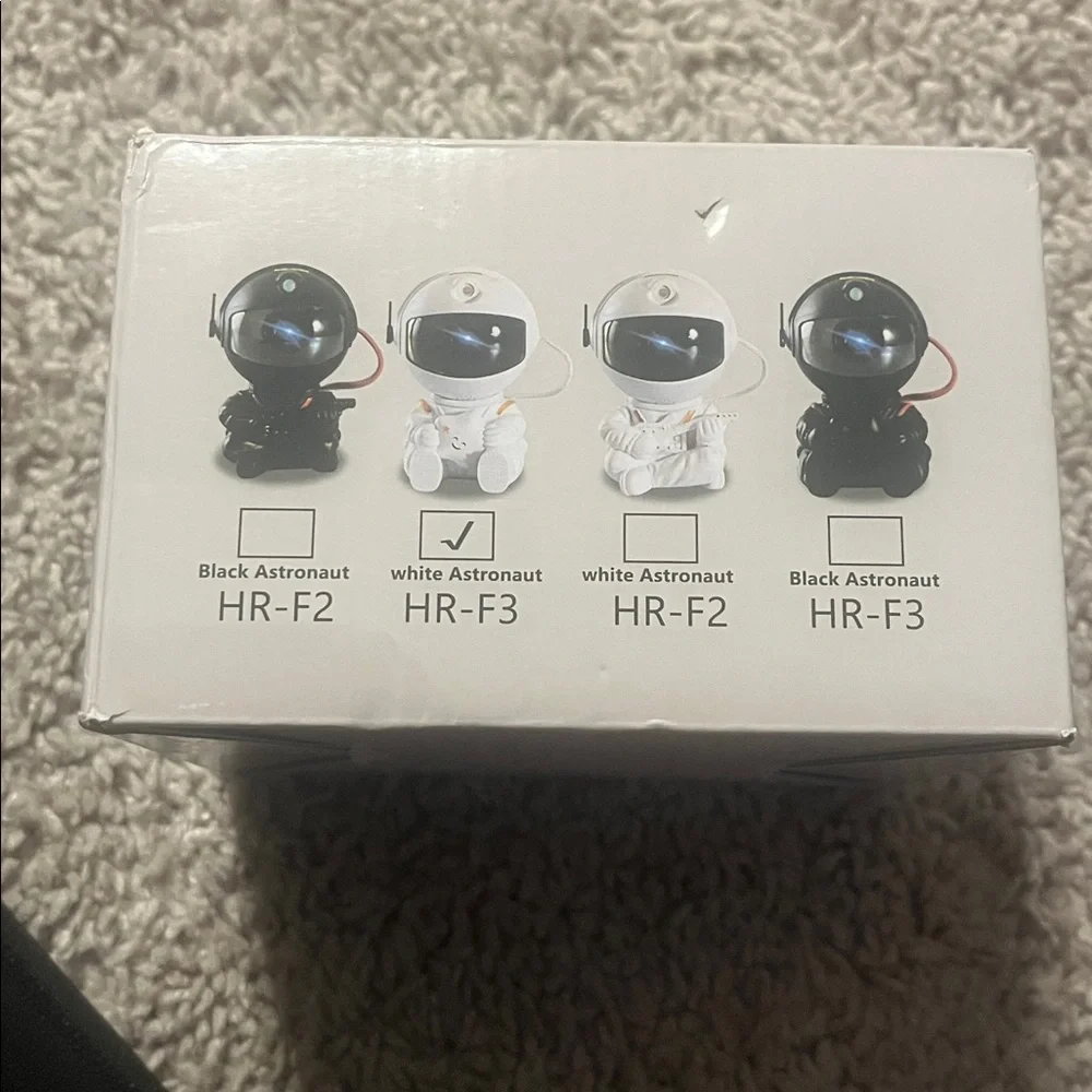 Astronaut-Themed VR Headset - Black