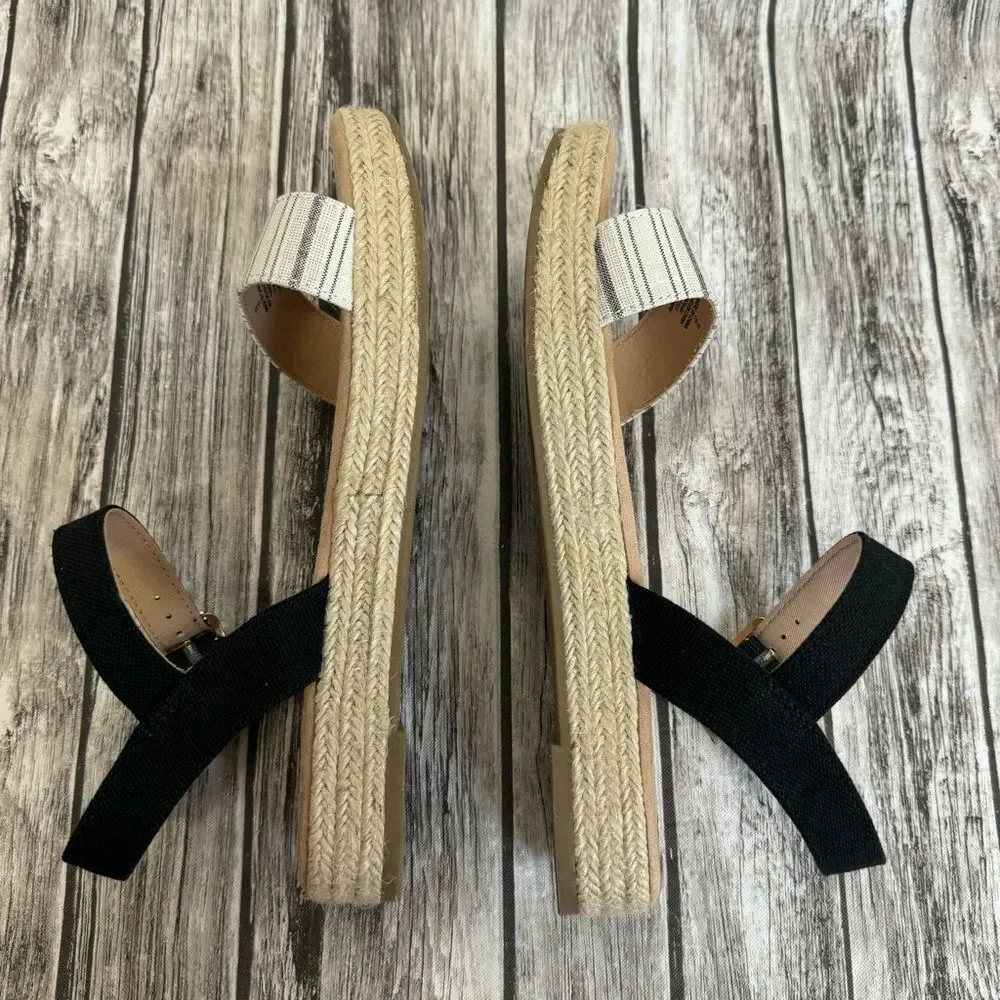 Old Navy step into